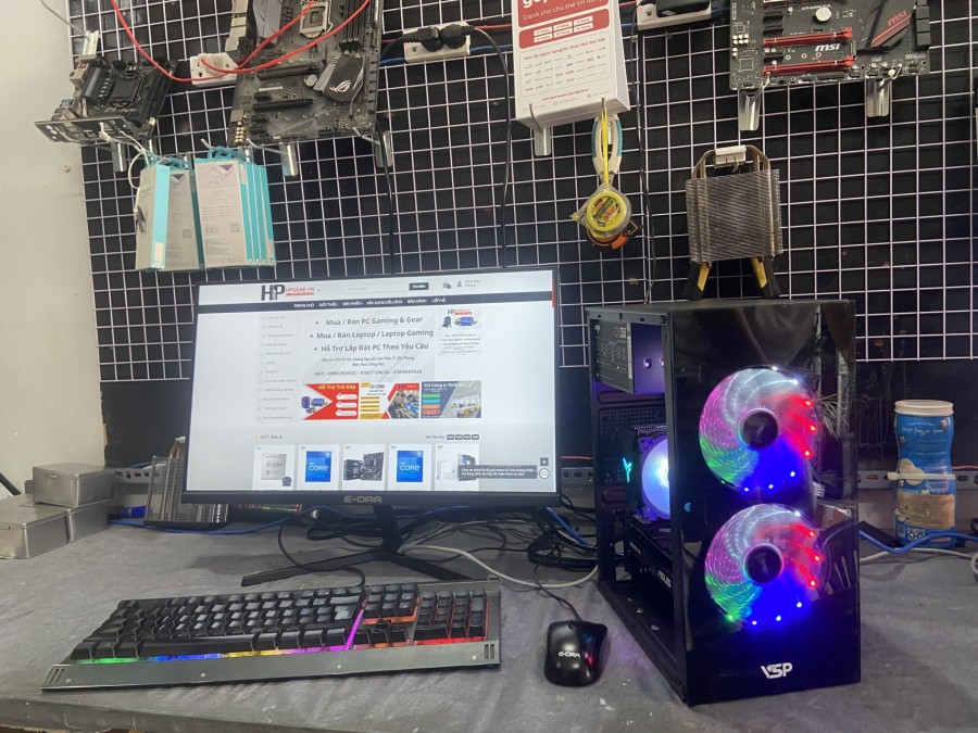 BỘ PC NHỎ GỌN LED RGB ĐẸP CHƠI ĐƯỢC CÁC TỰA GAME: LMHT, FIFA 04, PUBG, GTA5.. thumb