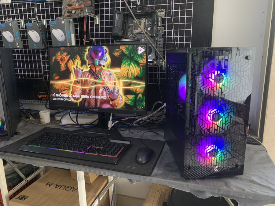 Full case bể cá mini ạ bao game: lmht, fifa, pubg, gta 5.